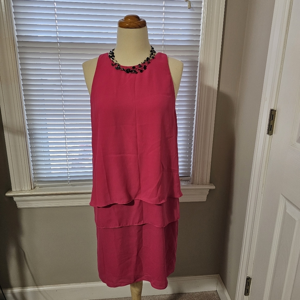 Charles Henry NWT Hot Pink Tiered Ruffle Shift Dress Medium Sleeveless Cocktail